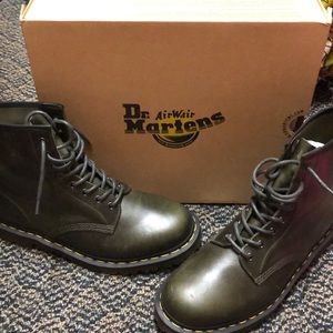 Dr. Martens 1460 Dark Taupe